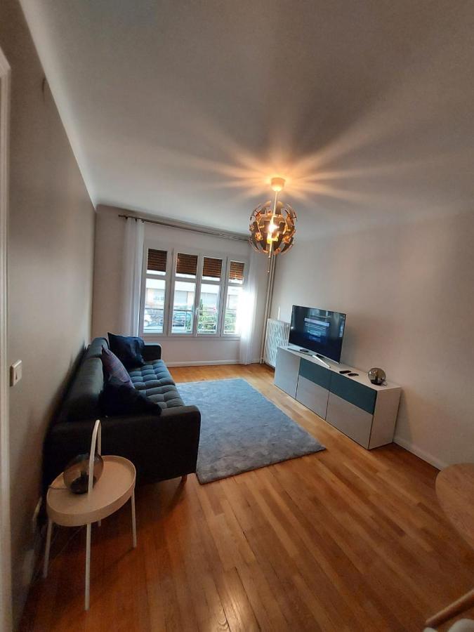 Bel Appartement 2 Pieces, Sortie De Metro Ligne 8 Charenton-le-Pont Exterior photo