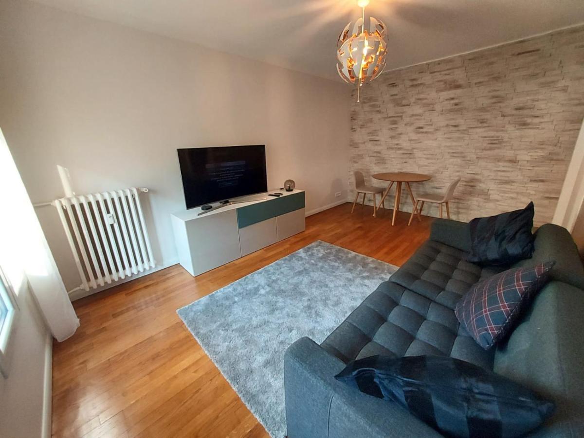 Bel Appartement 2 Pieces, Sortie De Metro Ligne 8 Charenton-le-Pont Exterior photo