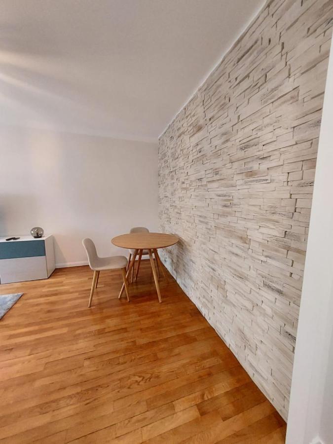 Bel Appartement 2 Pieces, Sortie De Metro Ligne 8 Charenton-le-Pont Exterior photo
